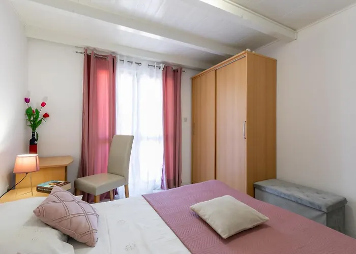 Maja-quiet Island Escape * Vela Luka