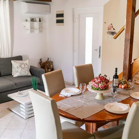 Apartment Maja-quiet Island Escape *
