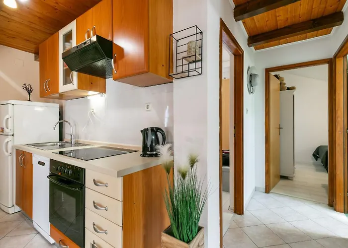 Maja-quiet Island Escape * 尼亚卢卡