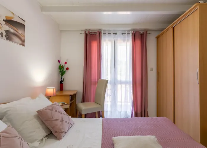 Maja-quiet Island Escape 公寓